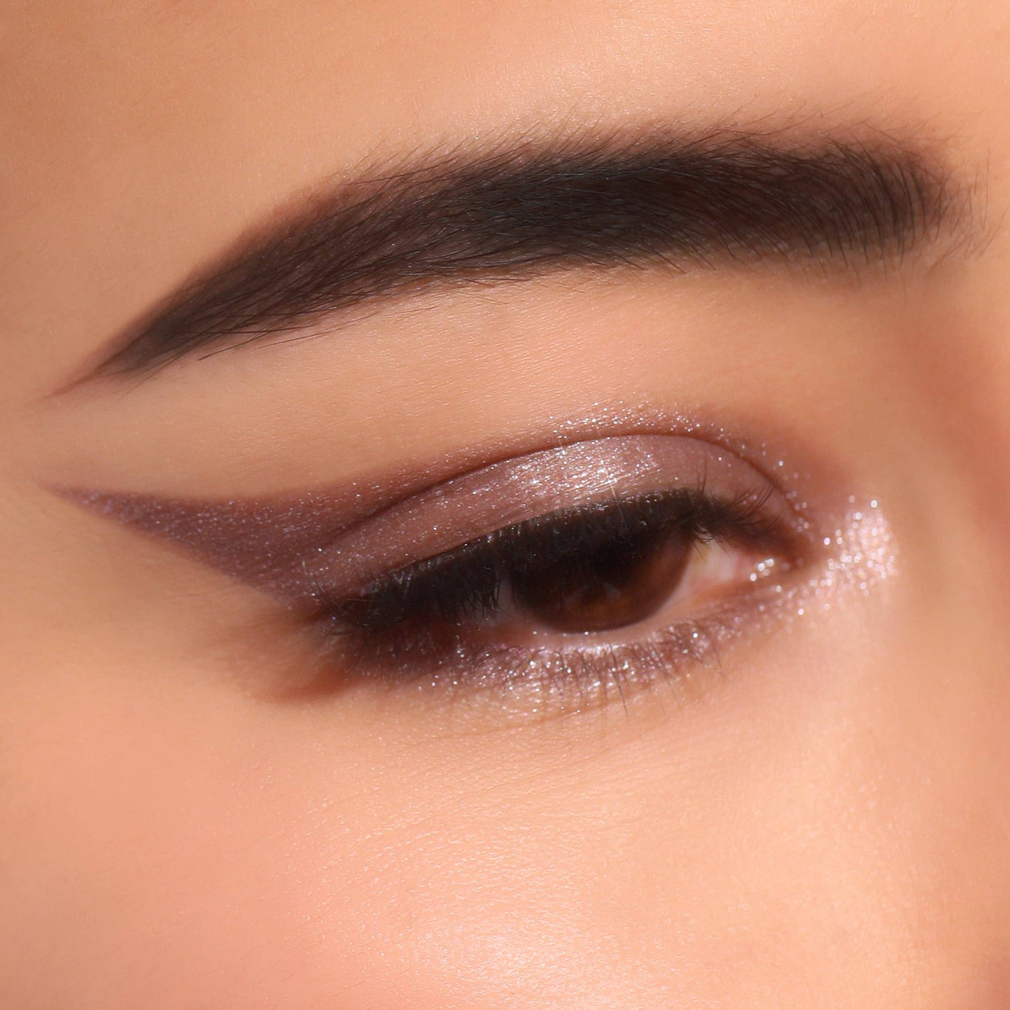 Statement Shimmer Liner (008, Shimmer Taupe)